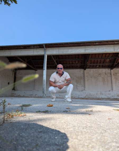 Profil Cuñi ou anulingus,a ton libre choix — Avignon