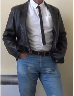 Profil Homme classe cherche une Femme avec forte poitrine — Marseille 8eme arrondisse